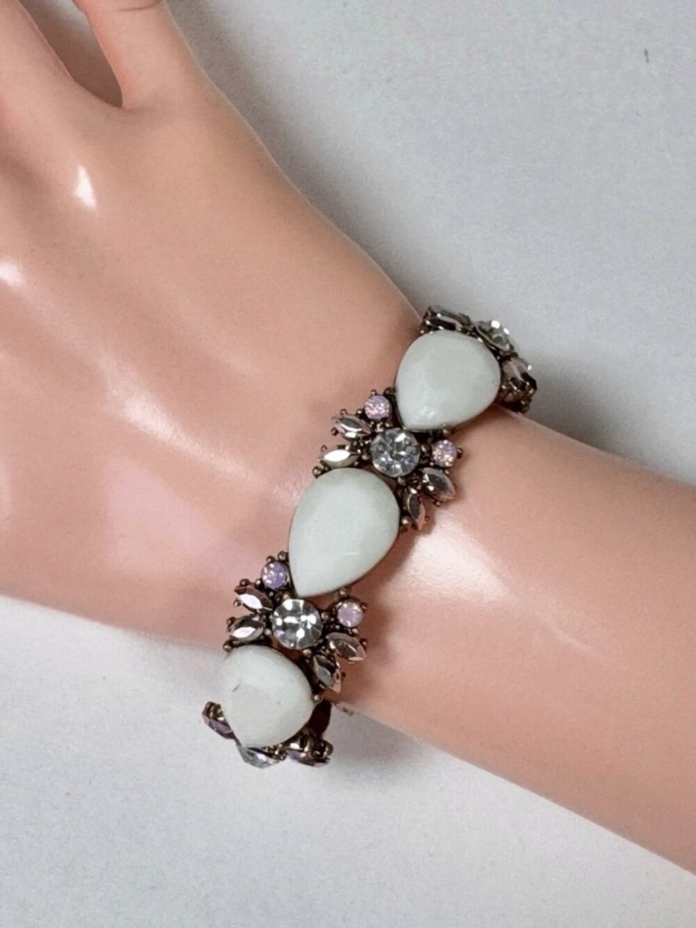 NEW Olivia Welles Crystal Raisin Stone Stretch Bracelet 14K Plated White